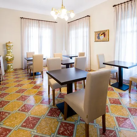 Bolet Casa Modernista Castellvi de la Marca